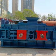 對輥破碎設(shè)備在粉碎物料時需注意的事項